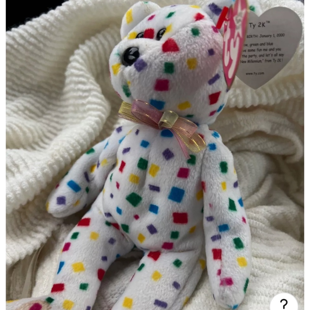 Vintage Toy Ty Beanie Baby Y2K 2000
Millennium Confetti BEAR & Tags
Collectable